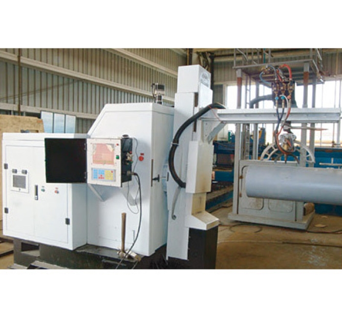 自旋轉(zhuǎn)式管子相貫線切割機(jī)